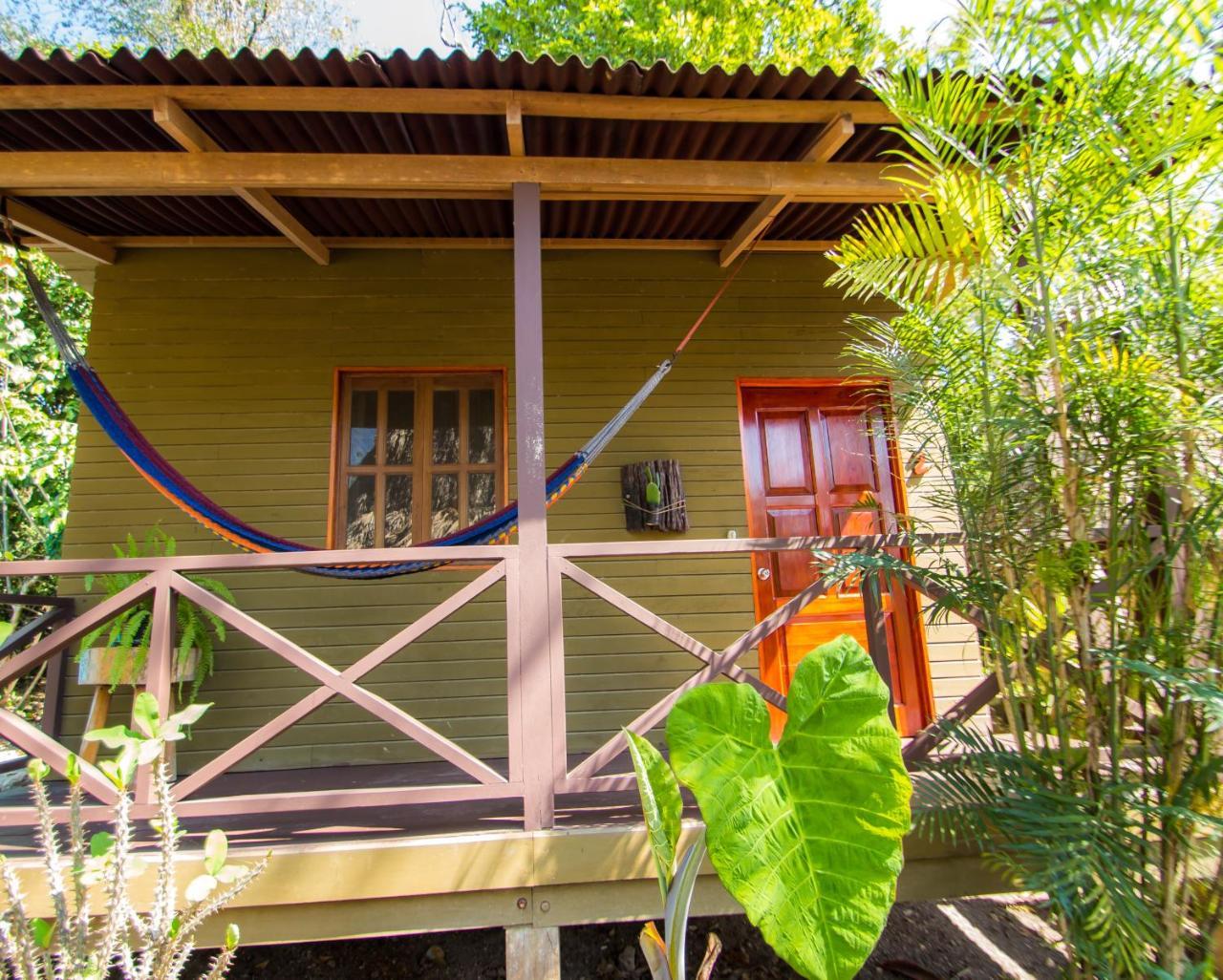 Alice Guesthouse Эль-Ремате Экстерьер фото
